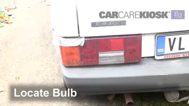 1993 Lada Samara 1300 S 1.3L 4 Cyl. Luces Luz de freno (reemplazar foco)